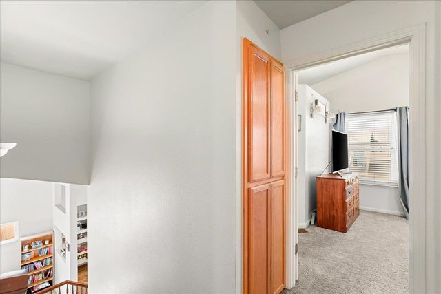 2518 Novi Dr, Riverbank, CA 95367