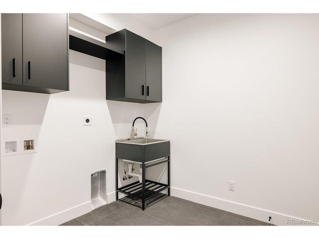 3120 Braun Ct, Golden, CO 80401