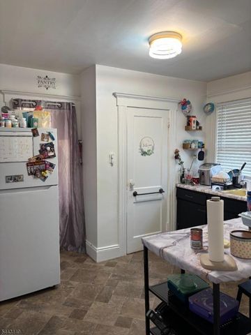 24 Cedar St, Bloomfield Twp., NJ 07003