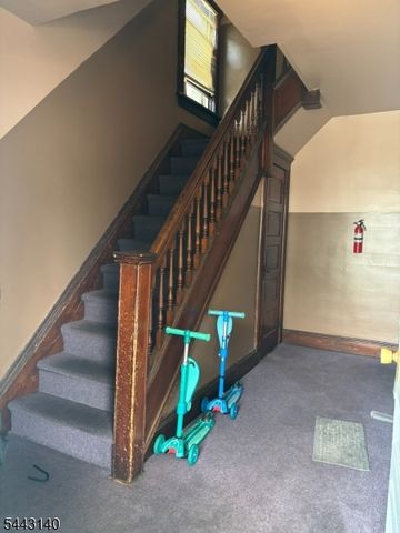 24 Cedar St, Bloomfield Twp., NJ 07003