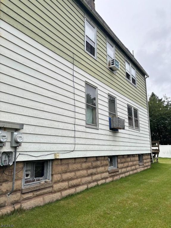 24 Cedar St, Bloomfield Twp., NJ 07003 — photo 3