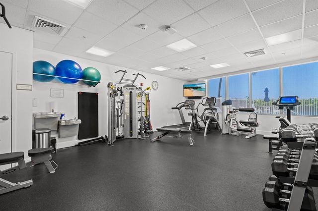 704 N Ocean Boulevard 404, Pompano Beach, FL 33062
