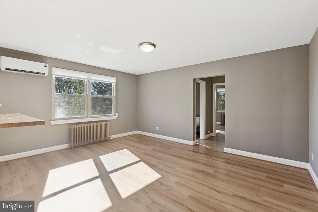3937 S ST SE #307, Washington, DC 20020