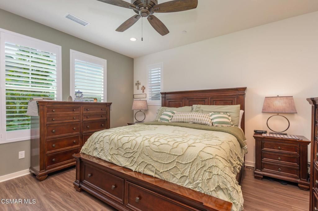 Image 15 of property listing at 114 Red Brick Drive 1, Simi Valley, CA 93065