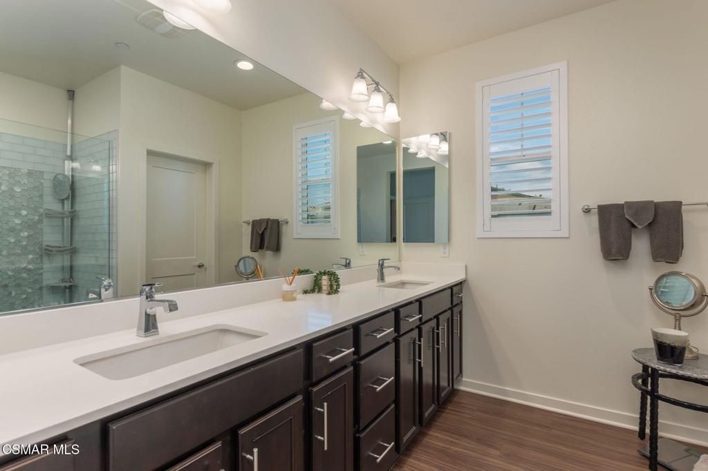 Image 17 of property listing at 114 Red Brick Drive 1, Simi Valley, CA 93065