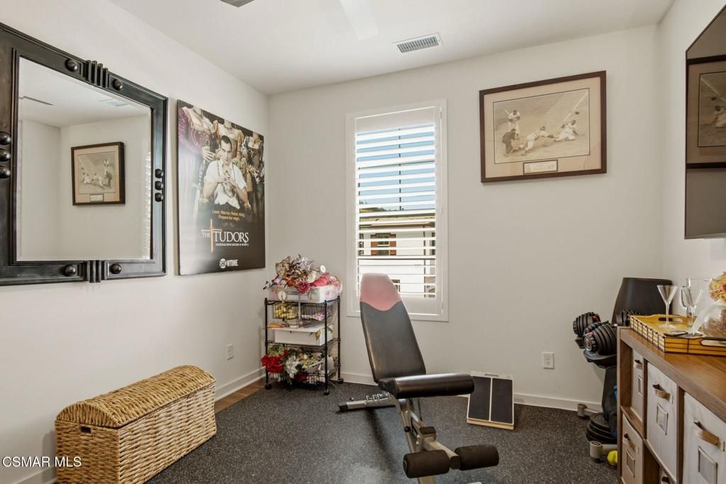 Image 23 of property listing at 114 Red Brick Drive 1, Simi Valley, CA 93065