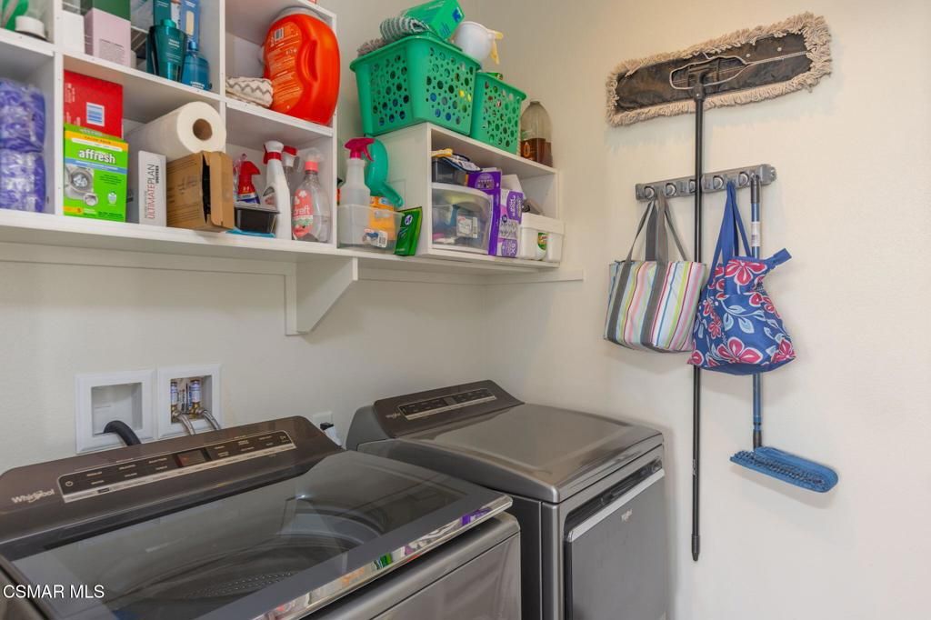 Image 24 of property listing at 114 Red Brick Drive 1, Simi Valley, CA 93065