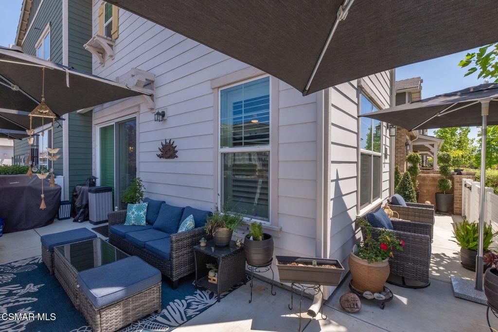 Image 25 of property listing at 114 Red Brick Drive 1, Simi Valley, CA 93065