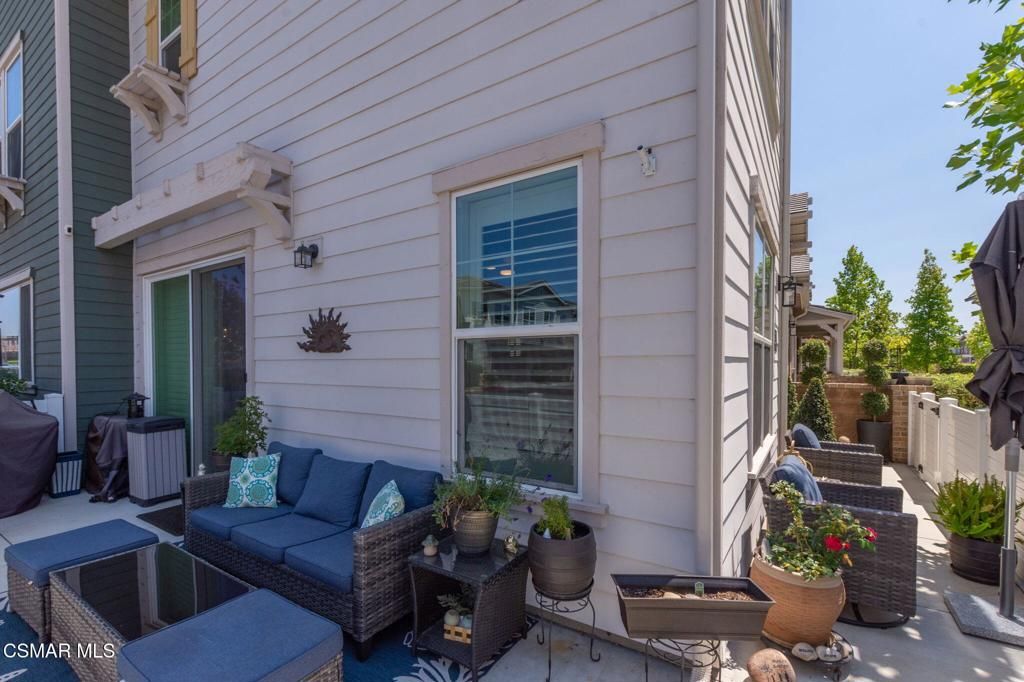 Image 27 of property listing at 114 Red Brick Drive 1, Simi Valley, CA 93065