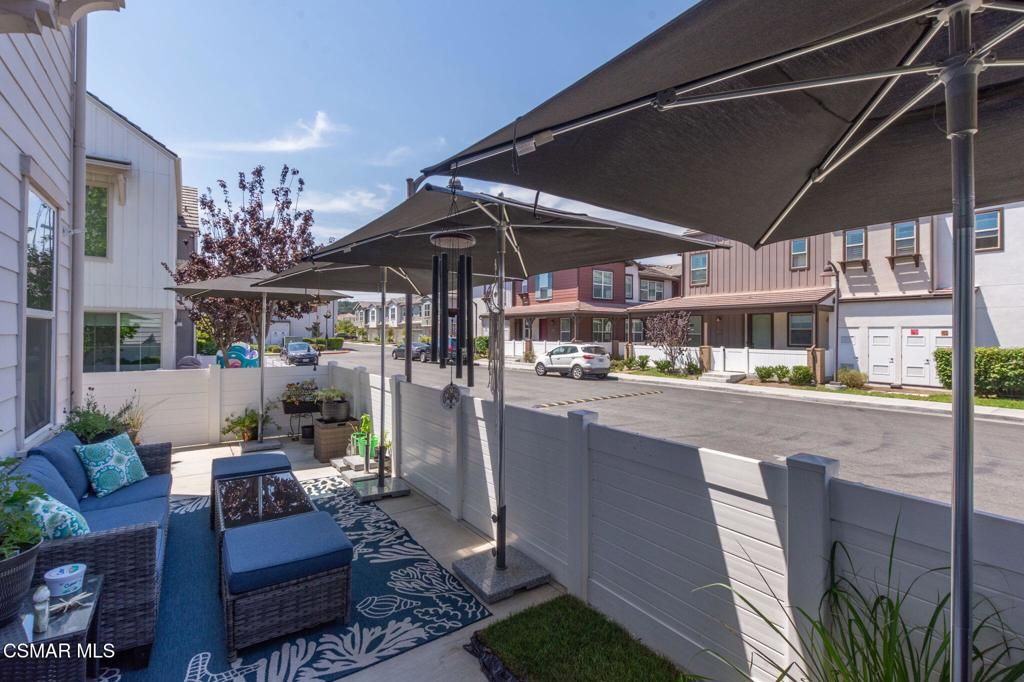 Image 28 of property listing at 114 Red Brick Drive 1, Simi Valley, CA 93065