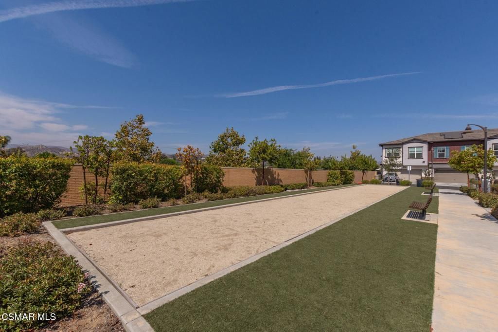 Image 33 of property listing at 114 Red Brick Drive 1, Simi Valley, CA 93065