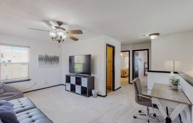 9829 Buckeye Street NW, Albuquerque, NM 87114