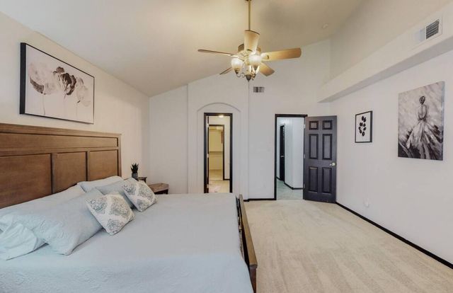 9829 Buckeye Street NW, Albuquerque, NM 87114