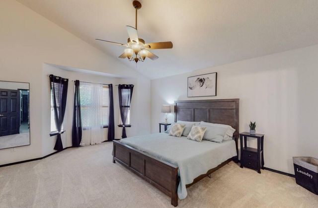 9829 Buckeye Street NW, Albuquerque, NM 87114