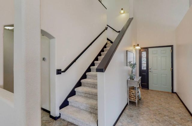 9829 Buckeye Street NW, Albuquerque, NM 87114