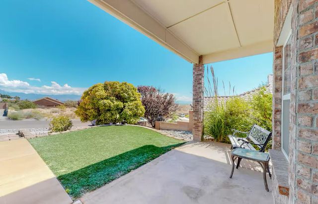 9829 Buckeye Street NW, Albuquerque, NM 87114