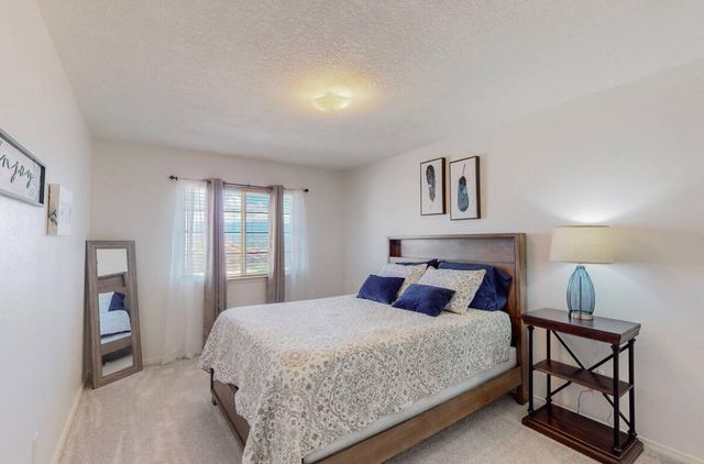 9829 Buckeye Street NW, Albuquerque, NM 87114