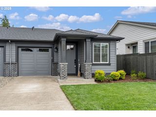 6429 Se PROVENCE St, Hillsboro, OR 97123