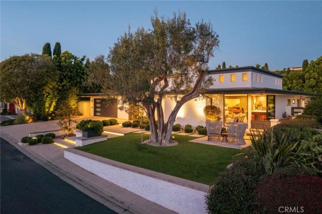 17 Monarch Bay, Dana Point, CA 92629