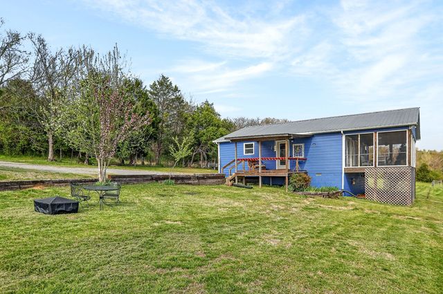 6076 Granville Hwy, Granville, TN 38564