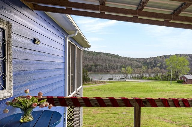 6076 Granville Hwy, Granville, TN 38564