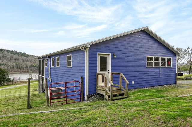 6076 Granville Hwy, Granville, TN 38564