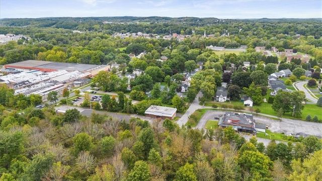 10 Railroad Street, Victor, NY 14564