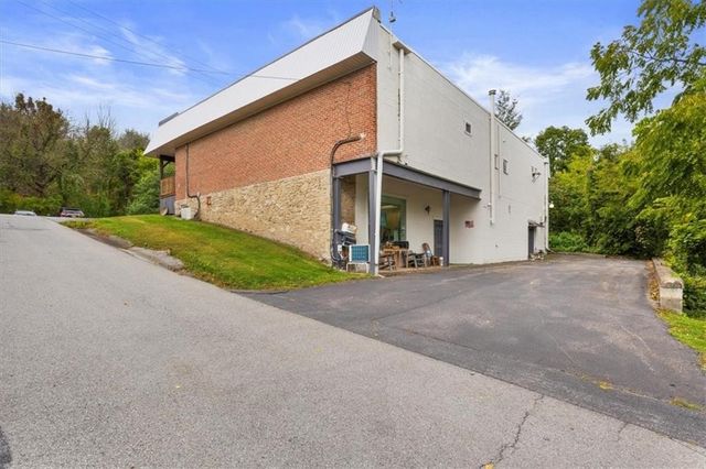10 Railroad Street, Victor, NY 14564