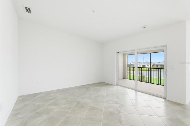 19015 SCALLOP LOOP 7125, Lakewood Ranch, FL 34211