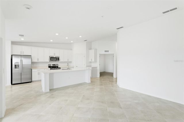 19015 SCALLOP LOOP 7125, Lakewood Ranch, FL 34211