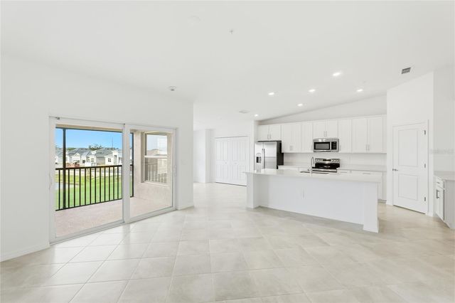 19015 SCALLOP LOOP 7125, Lakewood Ranch, FL 34211