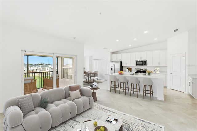 19015 SCALLOP LOOP 7125, Lakewood Ranch, FL 34211