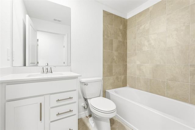 19015 SCALLOP LOOP 7125, Lakewood Ranch, FL 34211