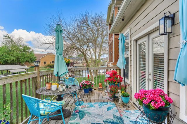 122 Harbour Town Court, Montgomery, TX 77356