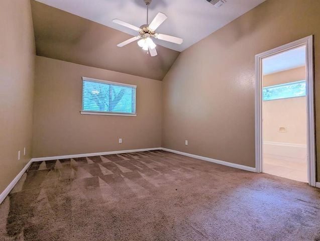 3815 Maple Drive, Conroe, TX 77302