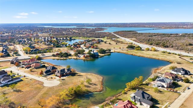 2712 Lake Cove, Cedar Hill, TX 75104