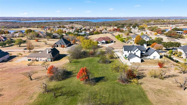 2712 Lake Cove, Cedar Hill, TX 75104