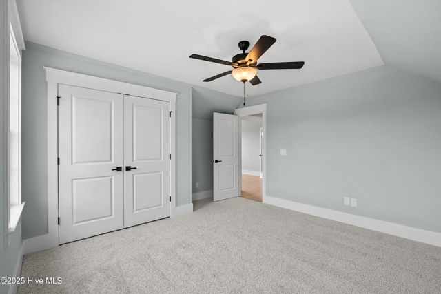 256 Kings Creek Crossing, Holly Ridge, NC 28445