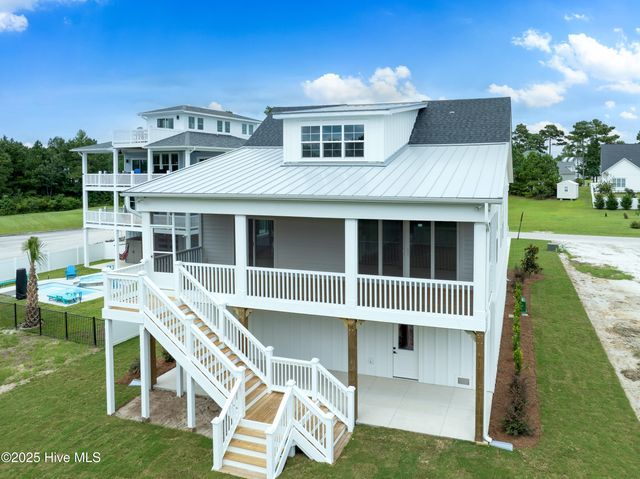 256 Kings Creek Crossing, Holly Ridge, NC 28445