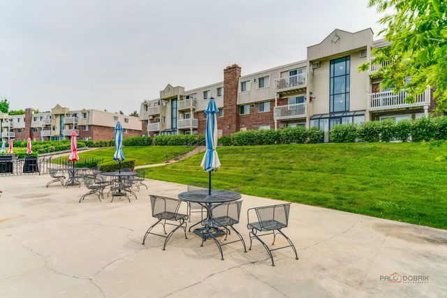 155 E Mill Street 8, Wauconda, IL 60084