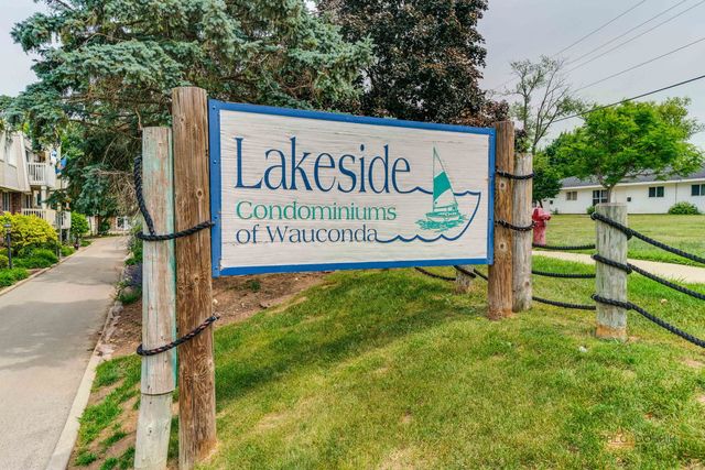 155 E Mill Street 8, Wauconda, IL 60084