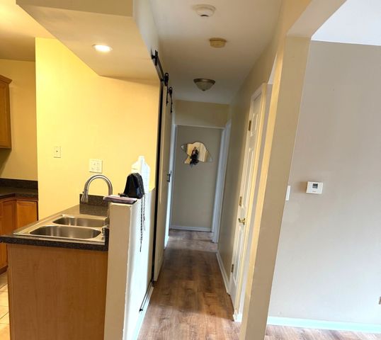 155 E Mill Street 8, Wauconda, IL 60084