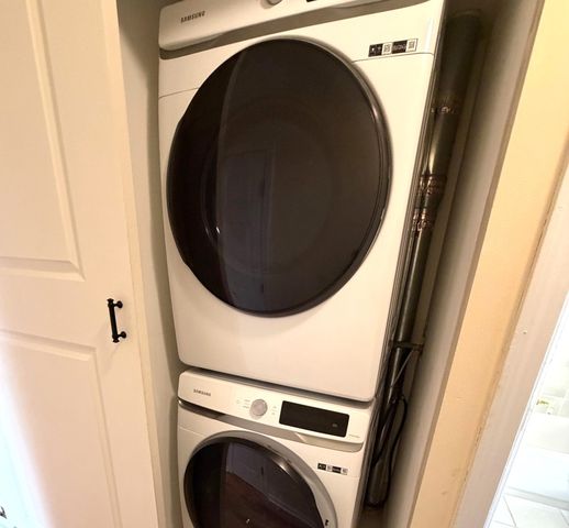 155 E Mill Street 8, Wauconda, IL 60084