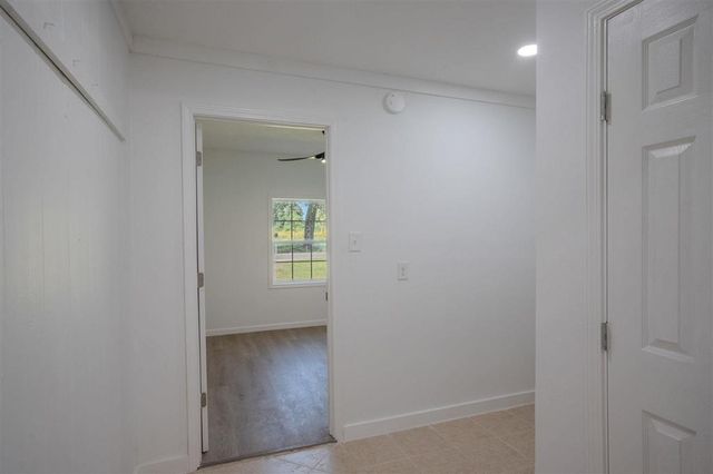 404 Arabie Rd, Lake Charles, LA 70607