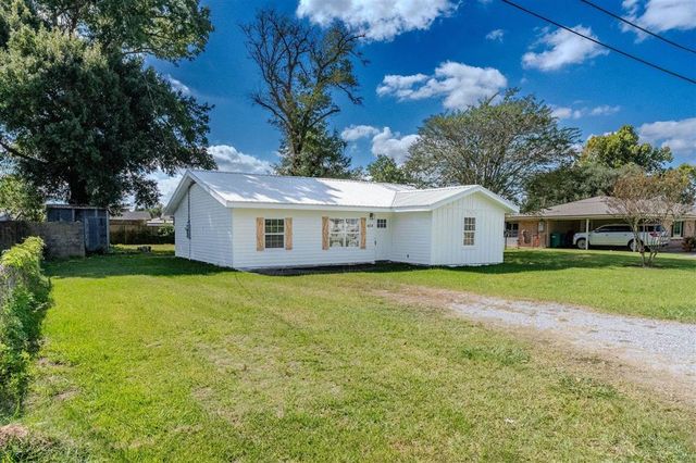 404 Arabie Rd, Lake Charles, LA 70607