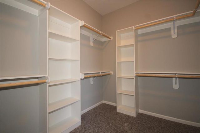 3323 NW 93rd Street, Kansas City, MO 64154