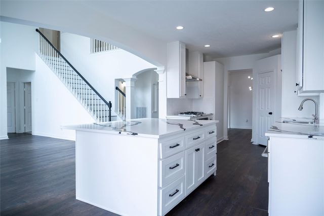 15603 Edgemere Ct Court, Sugar Land, TX 77498