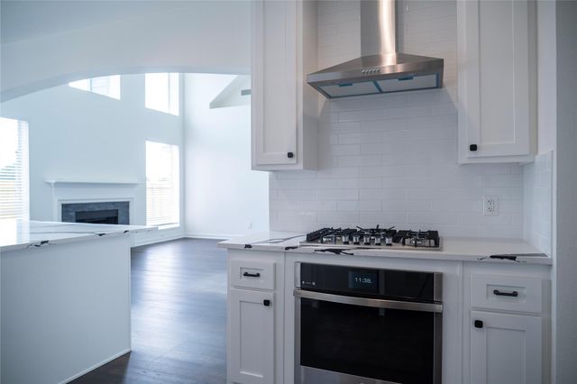 15603 Edgemere Ct Court, Sugar Land, TX 77498