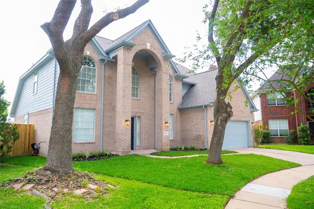 15603 Edgemere Ct Court, Sugar Land, TX 77498