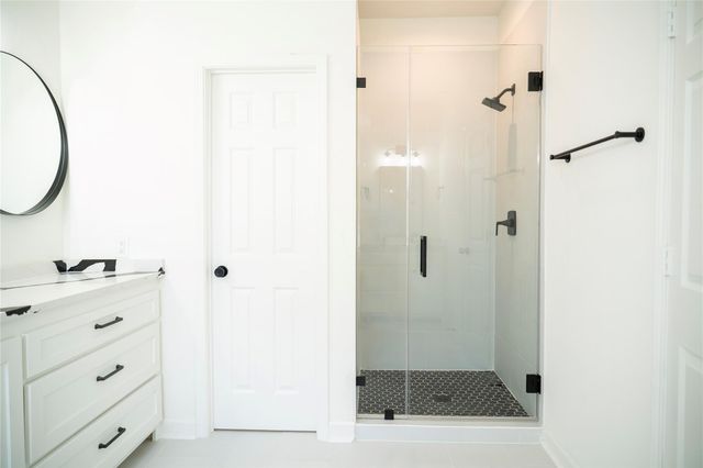 15603 Edgemere Ct Court, Sugar Land, TX 77498